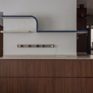 (F07) Wall Shelf (Per Foot)