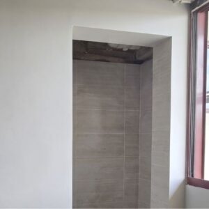 (C10) Make Good & Plaster Door Entrance